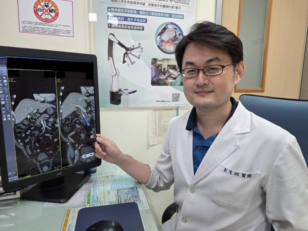 工作忙拖延治療險送命　膽結石堵住膽管引發敗血性休克