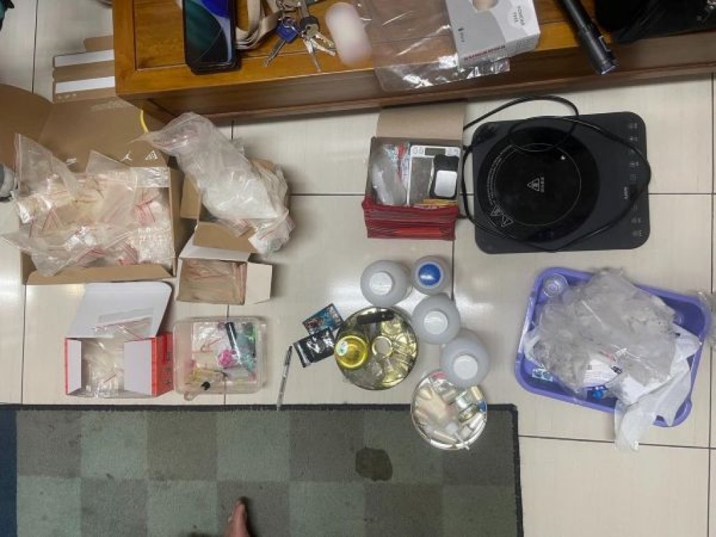 維護暑期安全 左營警強力掃蕩，溯源查獲一級毒品依托咪酯分裝場