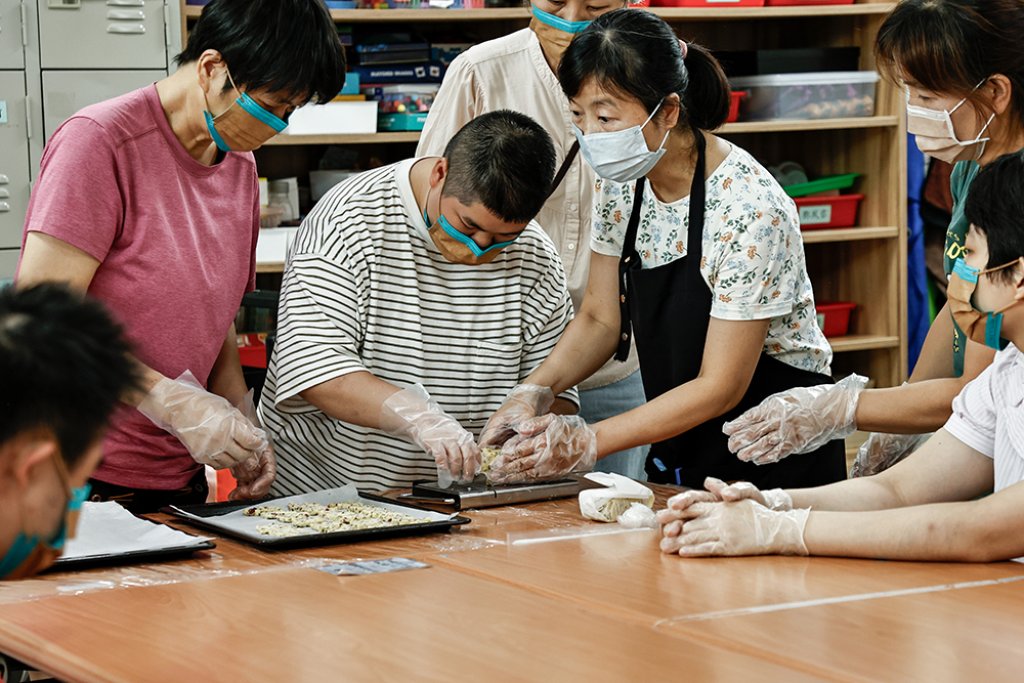 一盒精品午茶 傳遞雙份幸福！奇美食品攜手幸福基金會送暖中秋