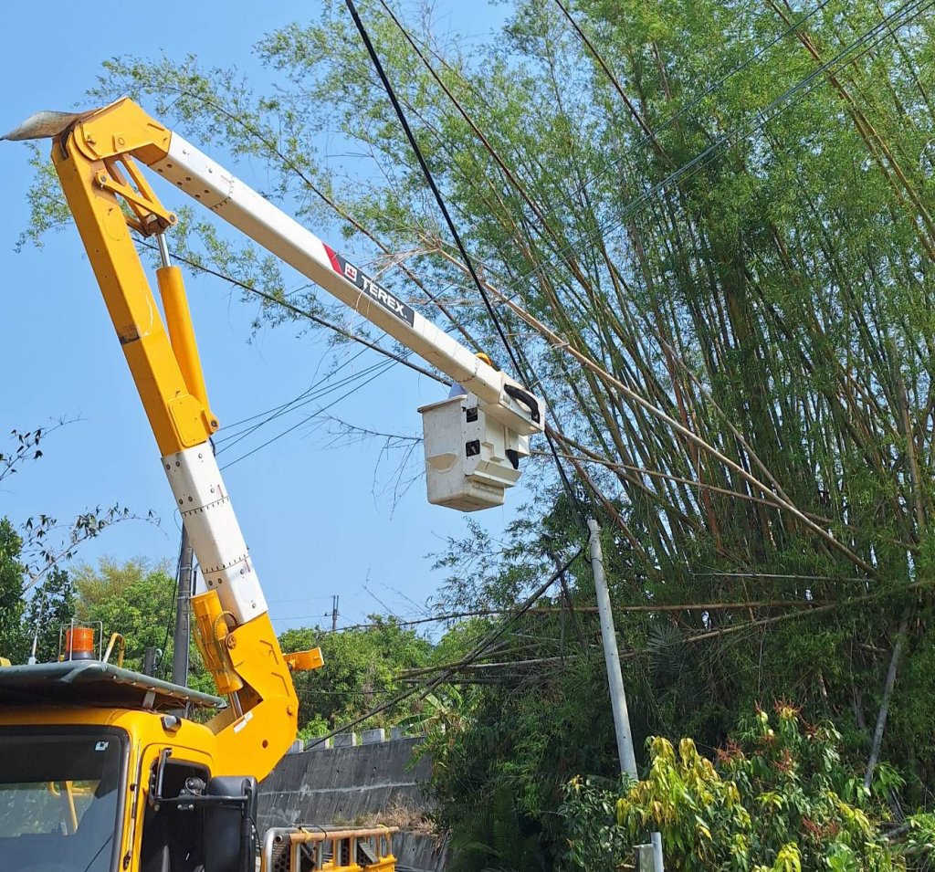 輕度「紅霞颱風」逐漸逼近 台電台南區處持續戒備確保供電穩定