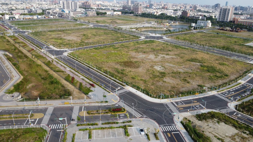 臺南市政府115年度第2次市地重劃抵費地標售順利完成 帶動產業投資與城市發展