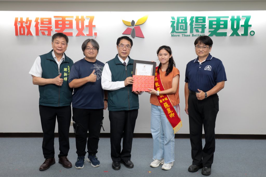 臺南3學子榮獲2026總統教育獎 展現生命韌性 黃偉哲於市政會議勉勵