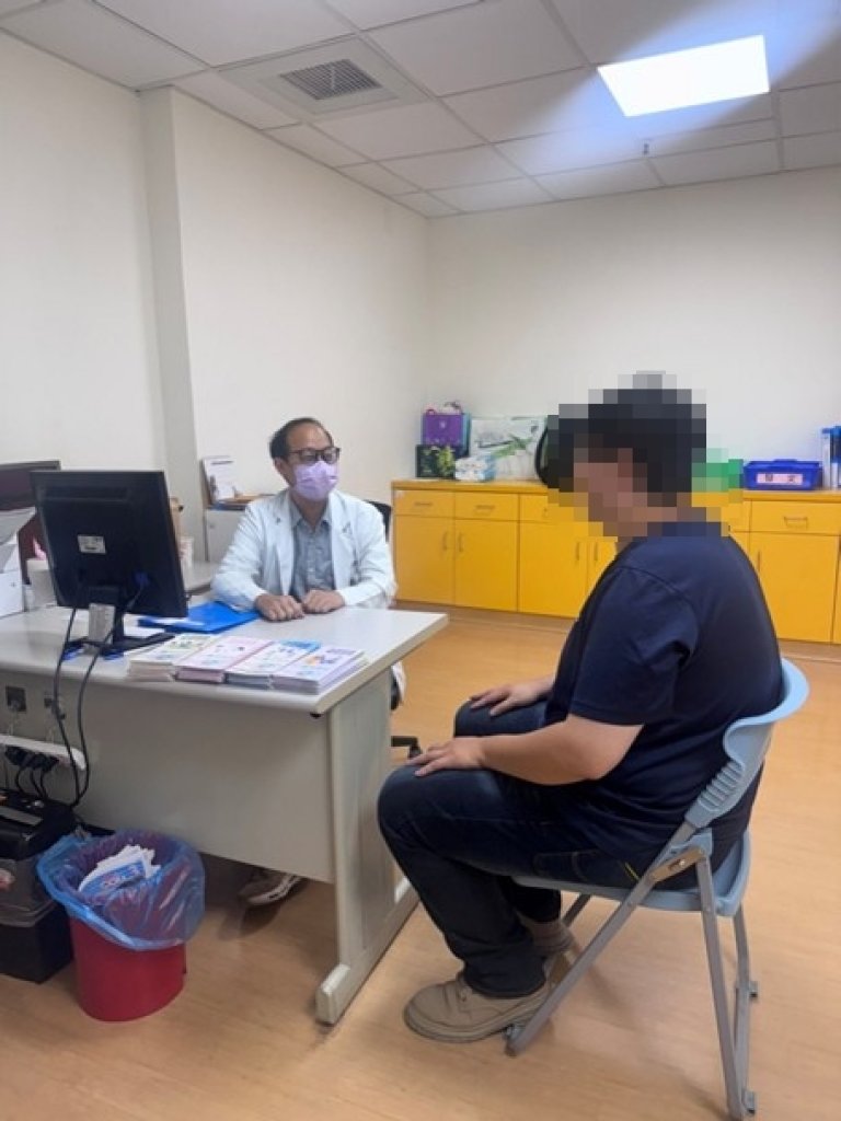 酒癮治療不中斷　衛福部苗栗醫院延伸醫療服務  推動酒癮居家治療
