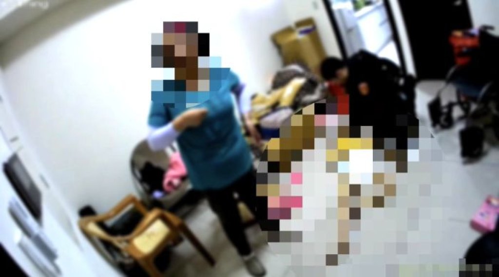 婦人用餐噎到性命垂危　警民聯手搶救挽回一條老命