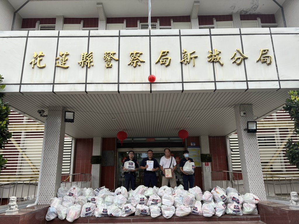 聖道院捐百份物資┃新城警暖心轉介