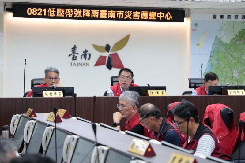 黃偉哲要求經濟部強化台南治水 爭取17.75億元加速區域排水治理