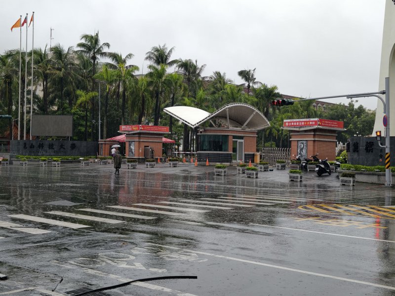 極端氣候使暴雨持續不斷 水利局全力投入抽水6065萬噸 以加速退水