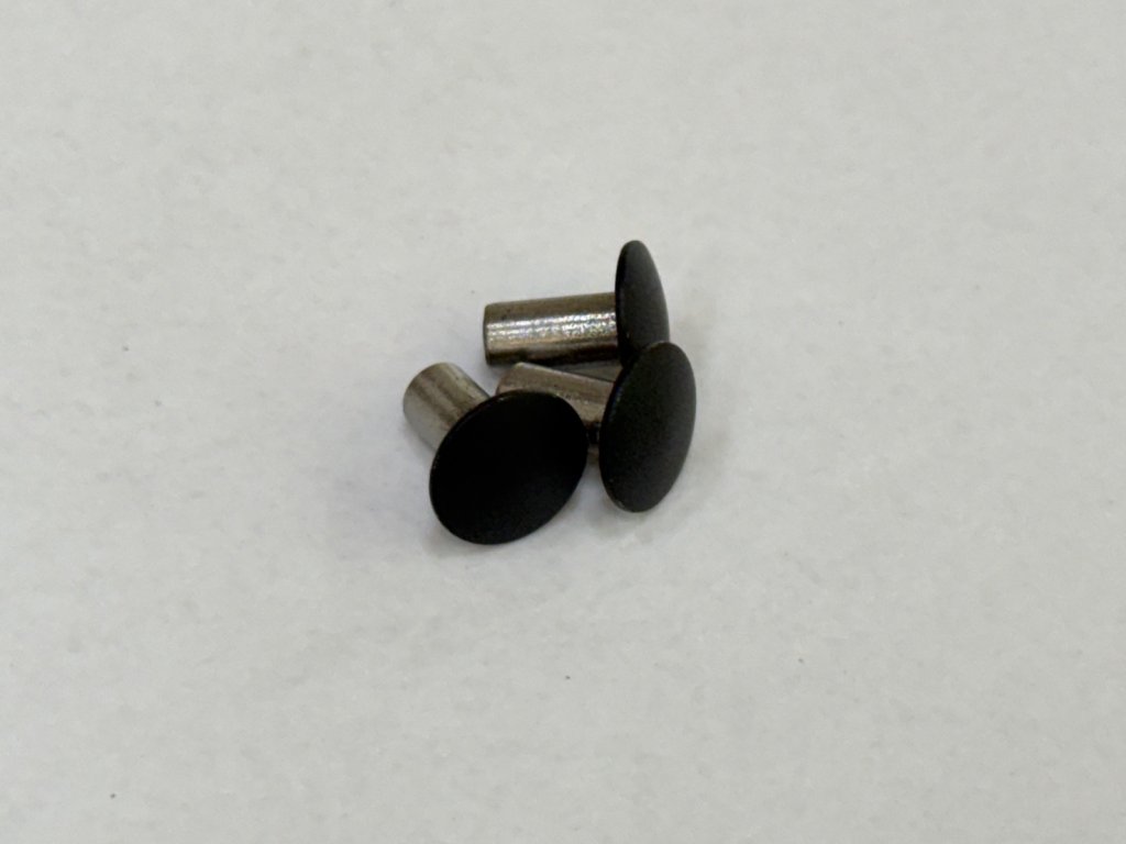 白鐵中空釘(烤漆)