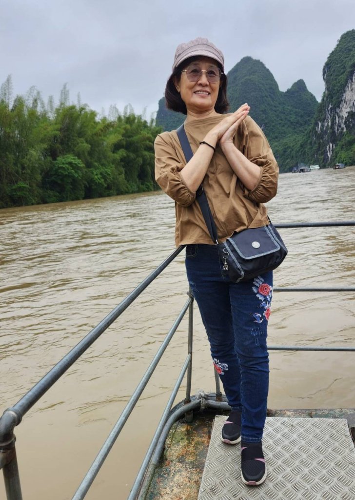 理事 黃伊麗  60級會計系
