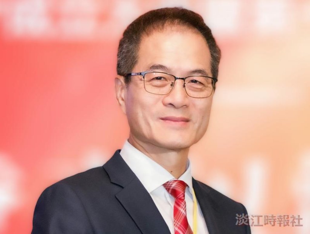 學術副校長許輝煌教授為本校第14任校長