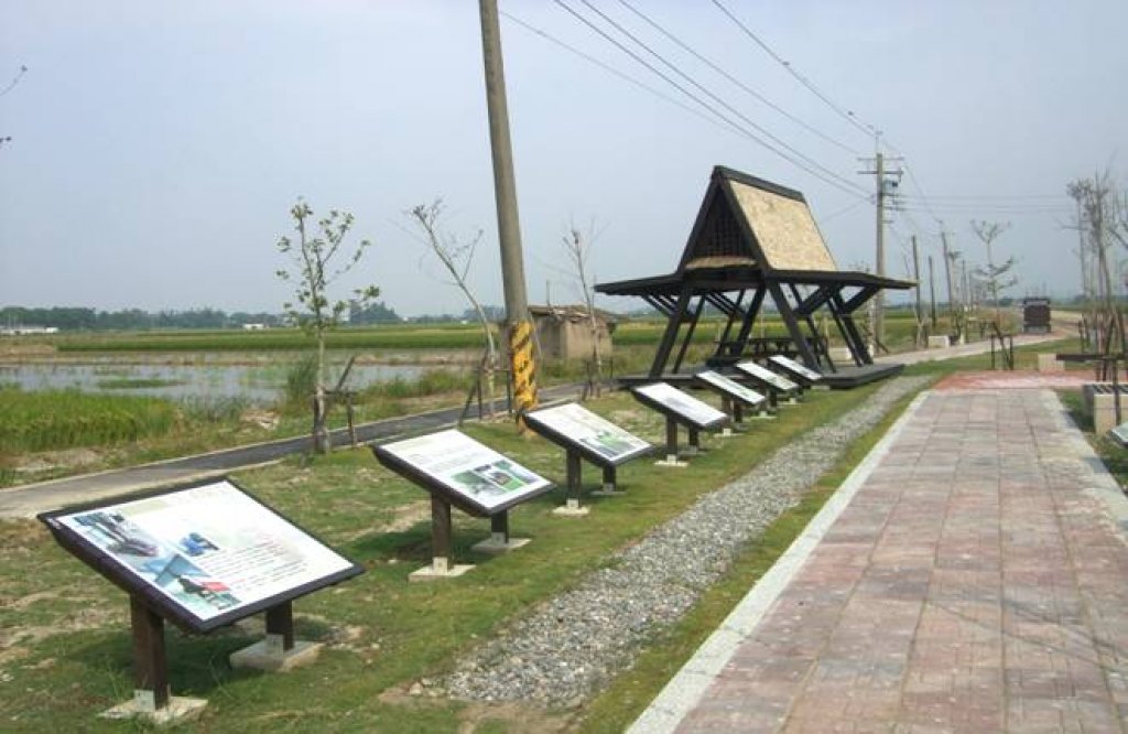 嘉南大圳沿線遊憩服務設施工程及舊糖鐵及既有遊憩環境及周邊環境整治工程